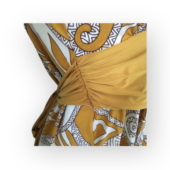 Come Como ❁ Printed Plunging V Neck Tunic Cami Tank ❁ Goldenrod + Ivory ❁ Large - Picture 8 of 16